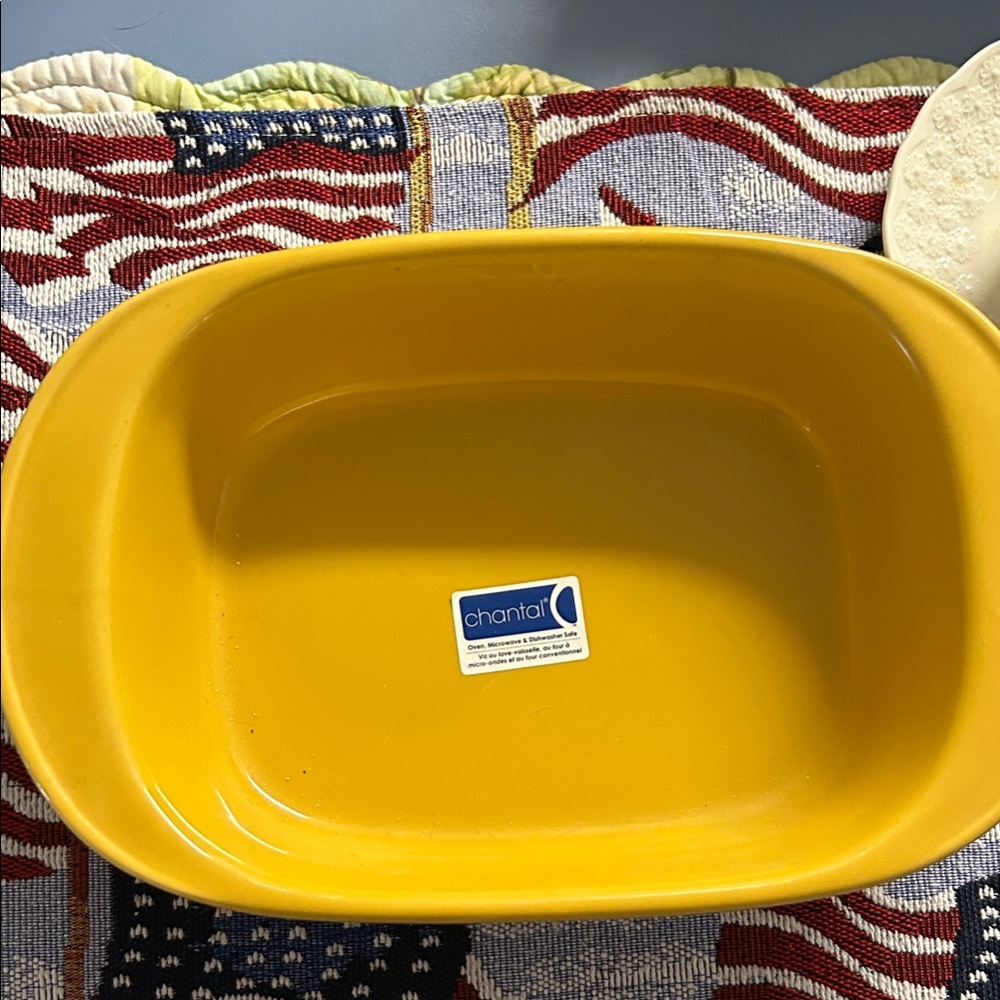 Chantal Baking Dish Pumpkin color